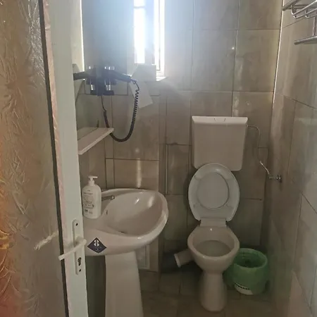 Quarto em Acomodações Particulares Pensiunea Edward Eforie Sud (Constanta)